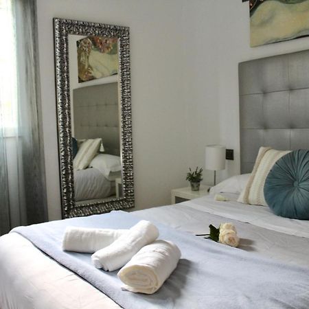Wish Suite Gran Plaza De Sevilla Eksteriør billede